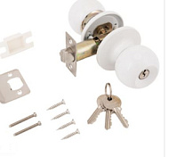 Ручка-защелка АЛЛЮР 5560WW белая кл/фикс